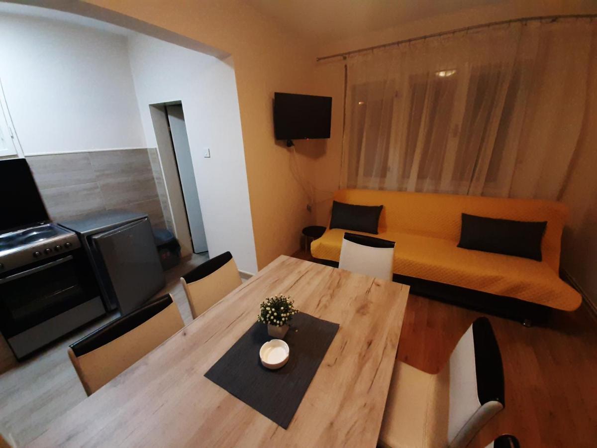 Haus Apartman Zajecar M&L Dış mekan fotoğraf