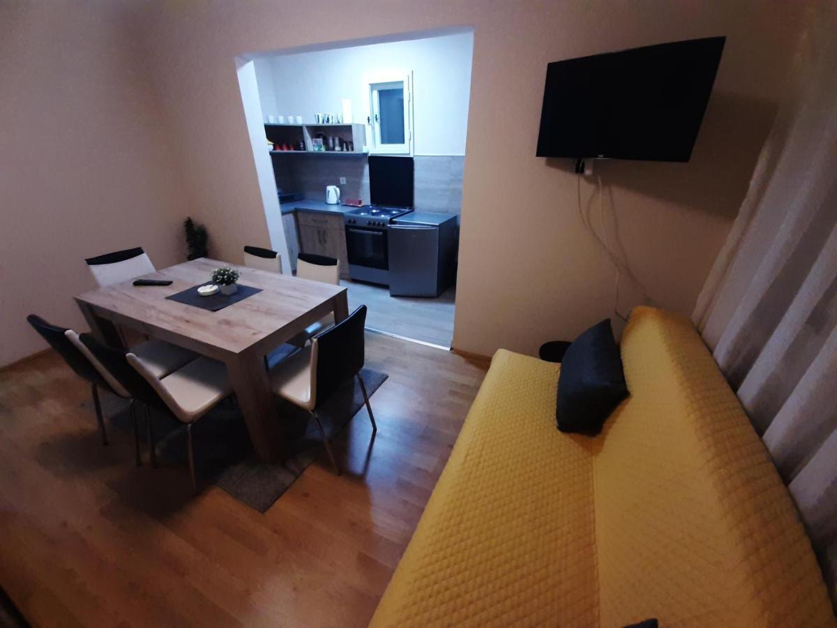Haus Apartman Zajecar M&L Dış mekan fotoğraf