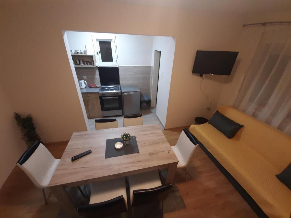 Haus Apartman Zajecar M&L Dış mekan fotoğraf