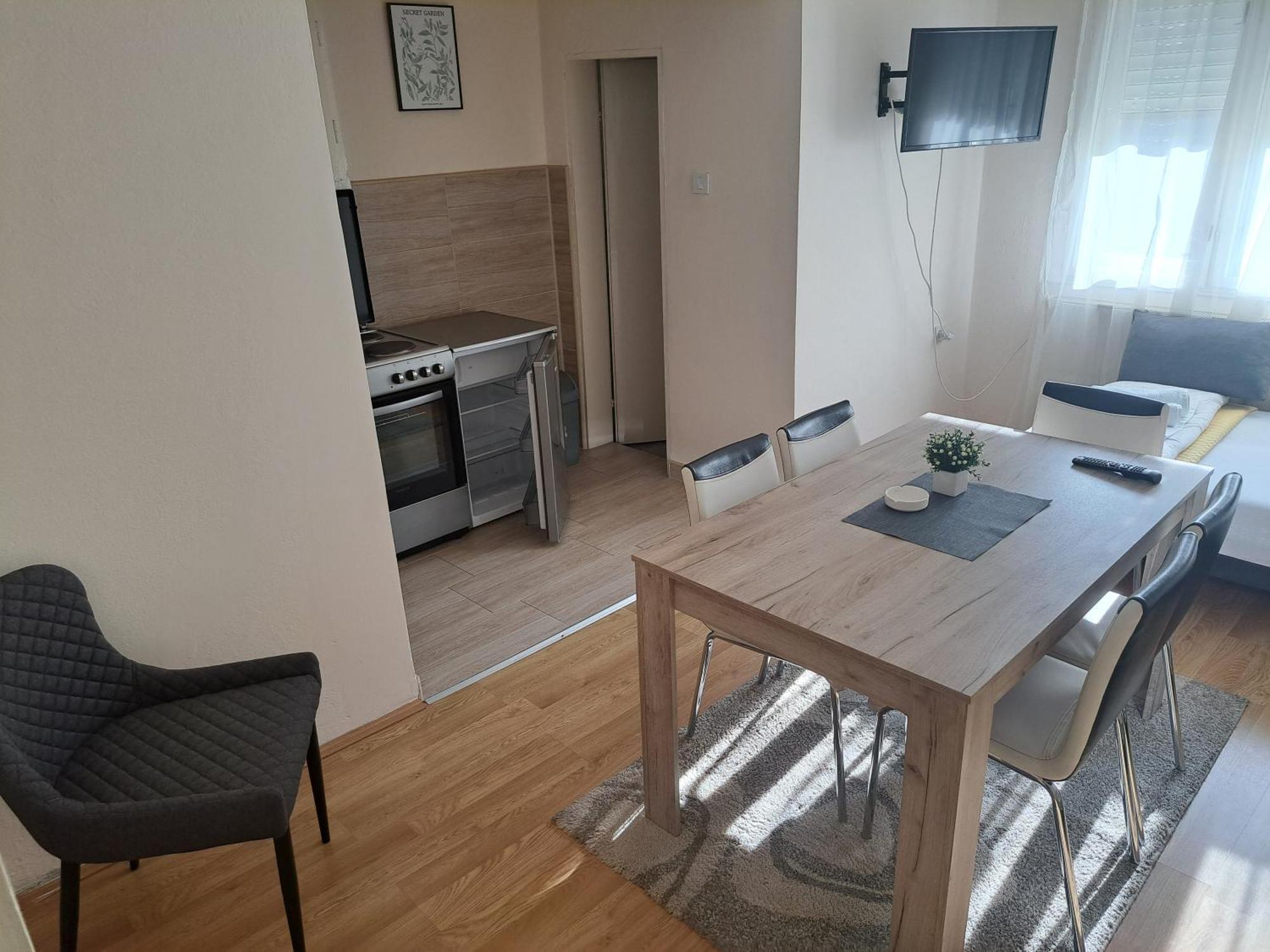 Haus Apartman Zajecar M&L Oda fotoğraf